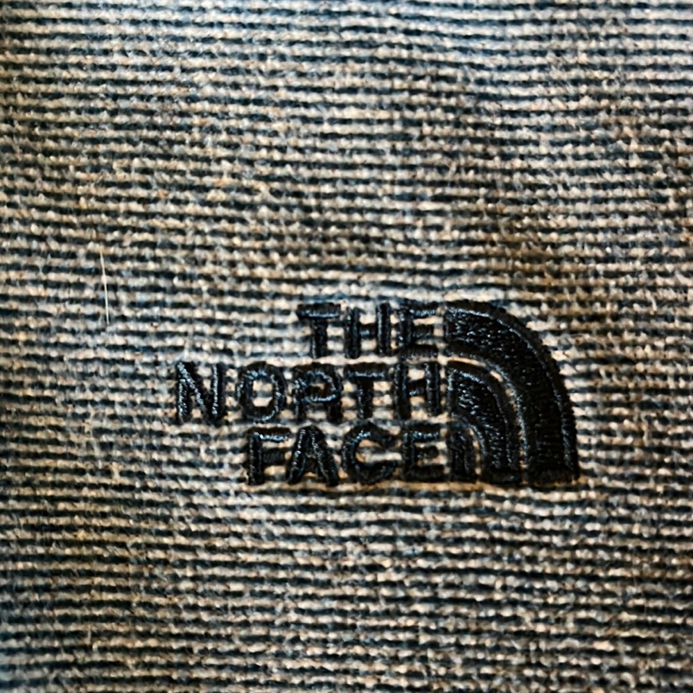 GUC The North Face Fleece Zippered Hoodie.